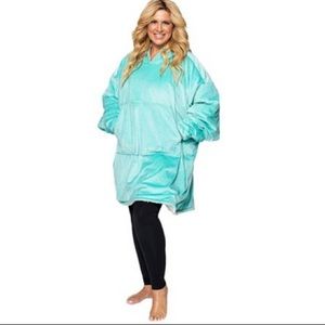 *NEW* The Comfy blanket sweatshirt